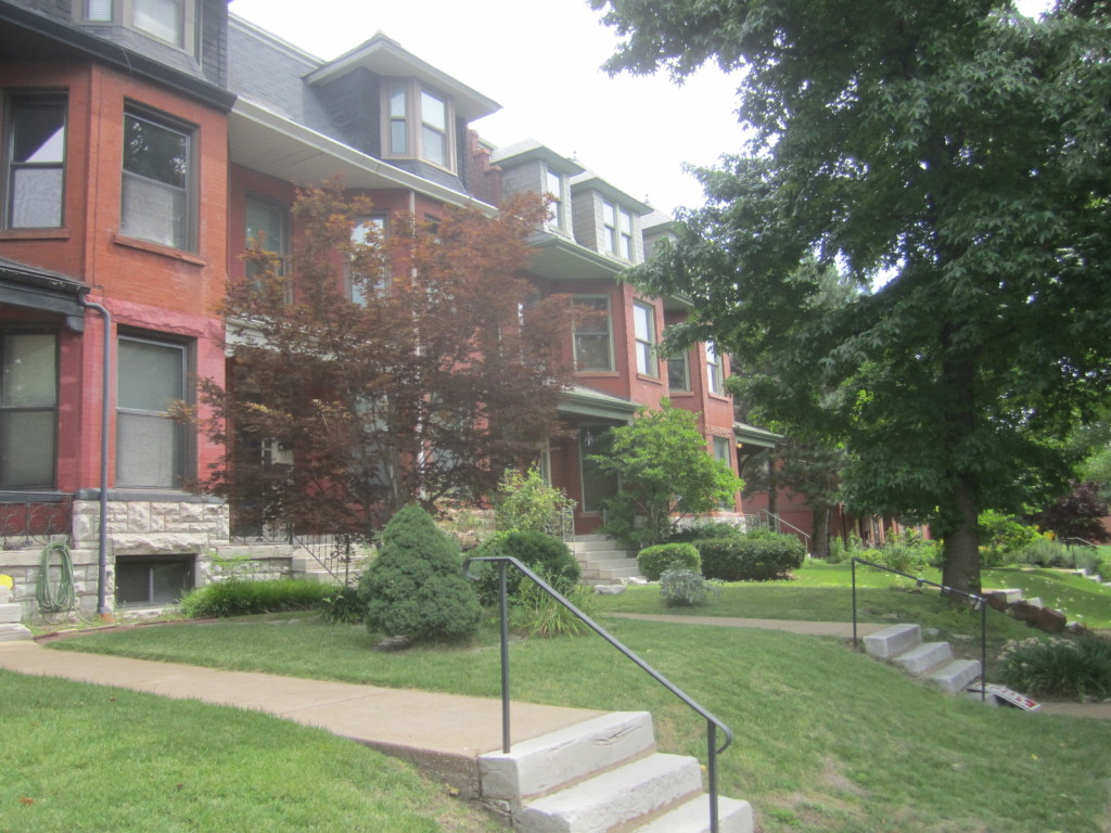 Laclede Ave townhomes West Pine Laclede Neighborhood Association